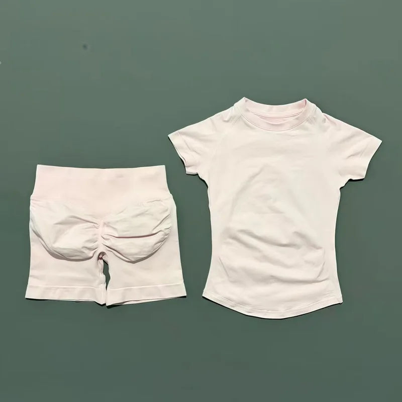 Sculpta™ Seamless Gym Set | Sculpt Performance T-Shirt & Scrunch Shorts for Women